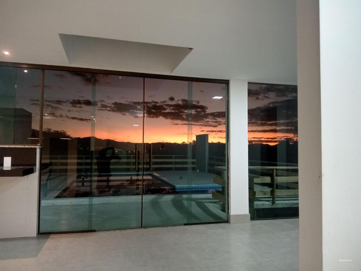 Recanto Brenda - Casa Luxo Capitolio Com Vista Pro Lago, Escarpas E Morrochapeu ภายนอก รูปภาพ